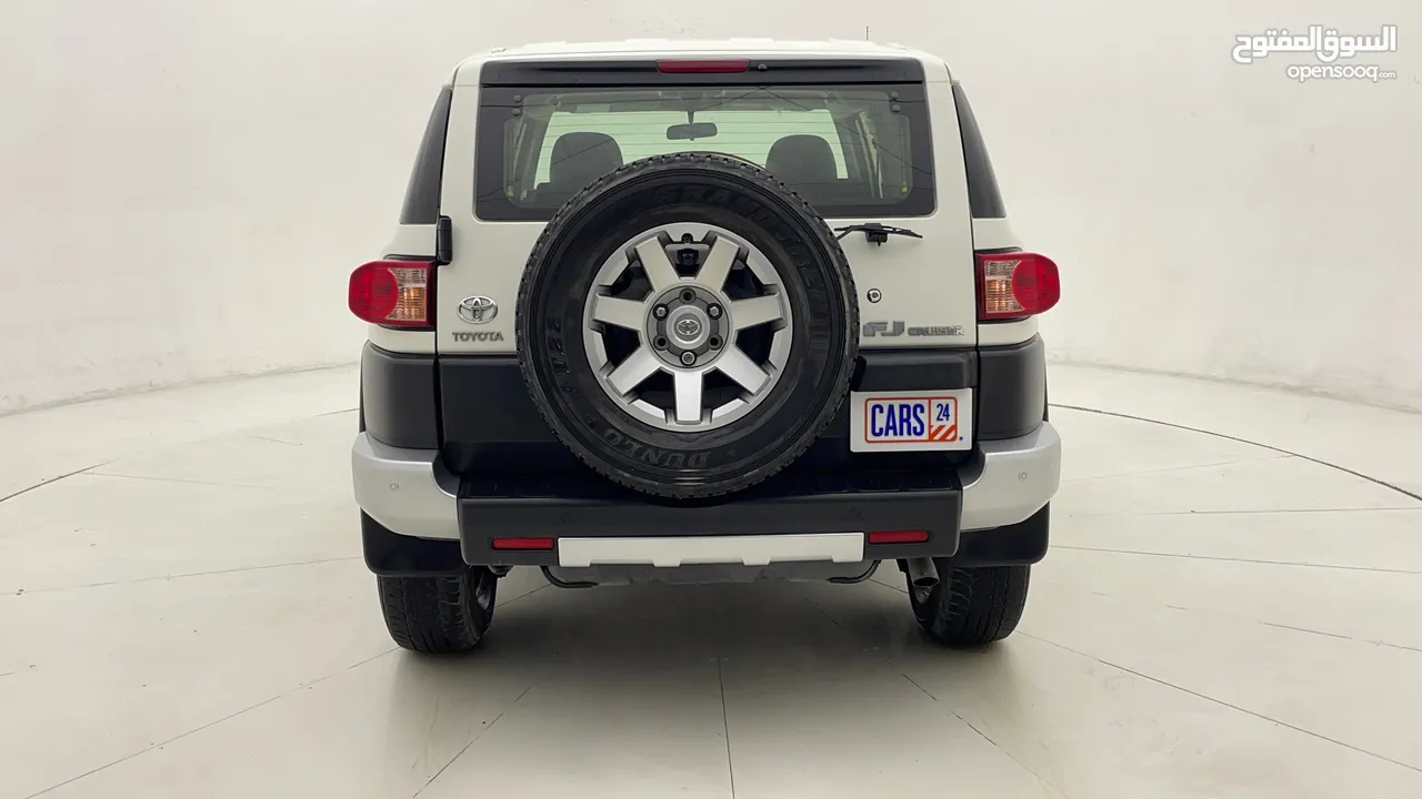 (HOME TEST DRIVE AND ZERO DOWN PAYMENT) TOYOTA FJ CRUISER