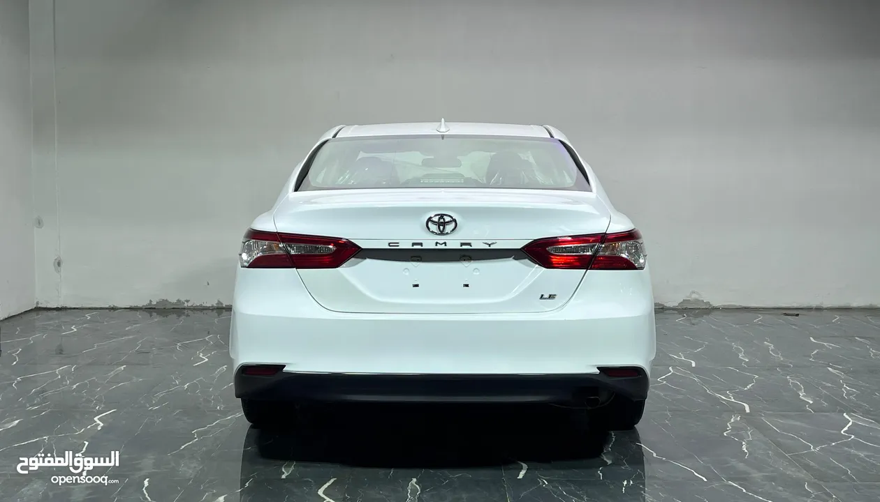 Toyota Camry 2020 LE