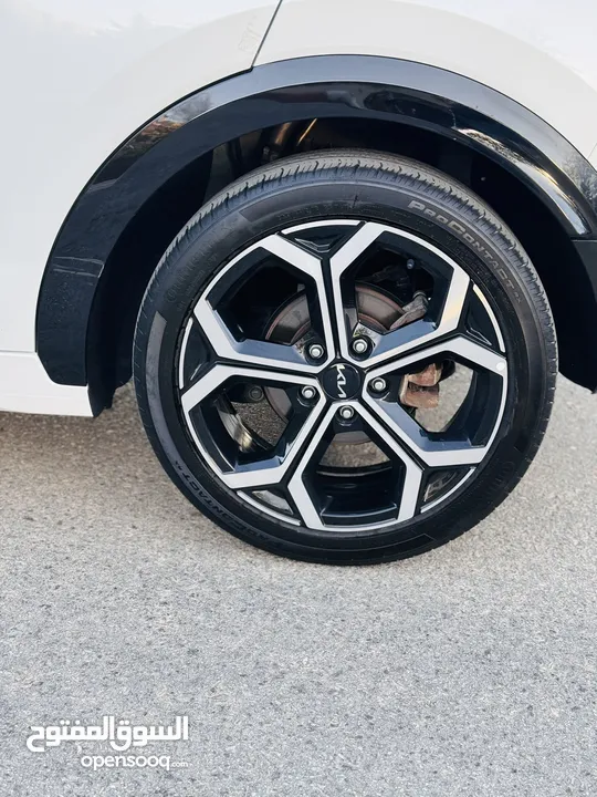 كيا نيرو هايبرد فل كامل اضافات مع هدية ترخيص وتامين شامل فقط على 116,000