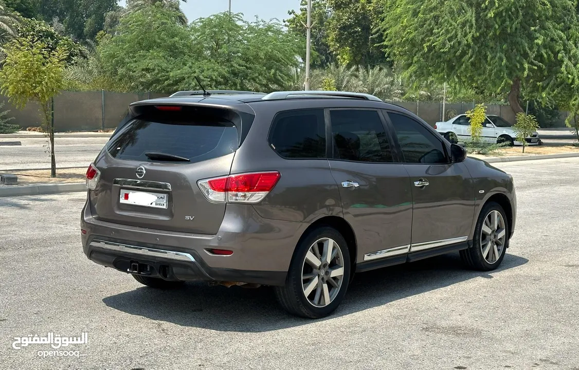 Nissan Pathfinder 3.5 model 2014 full option panorama