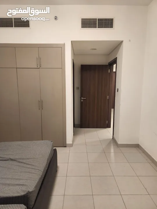 1 BEDROOM MONTHLY RENT 6500 AED