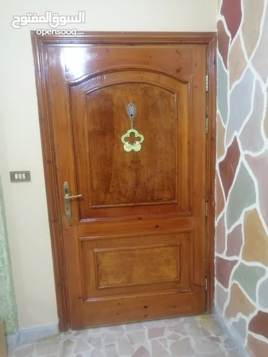 شقه للبيع في جبل التاج