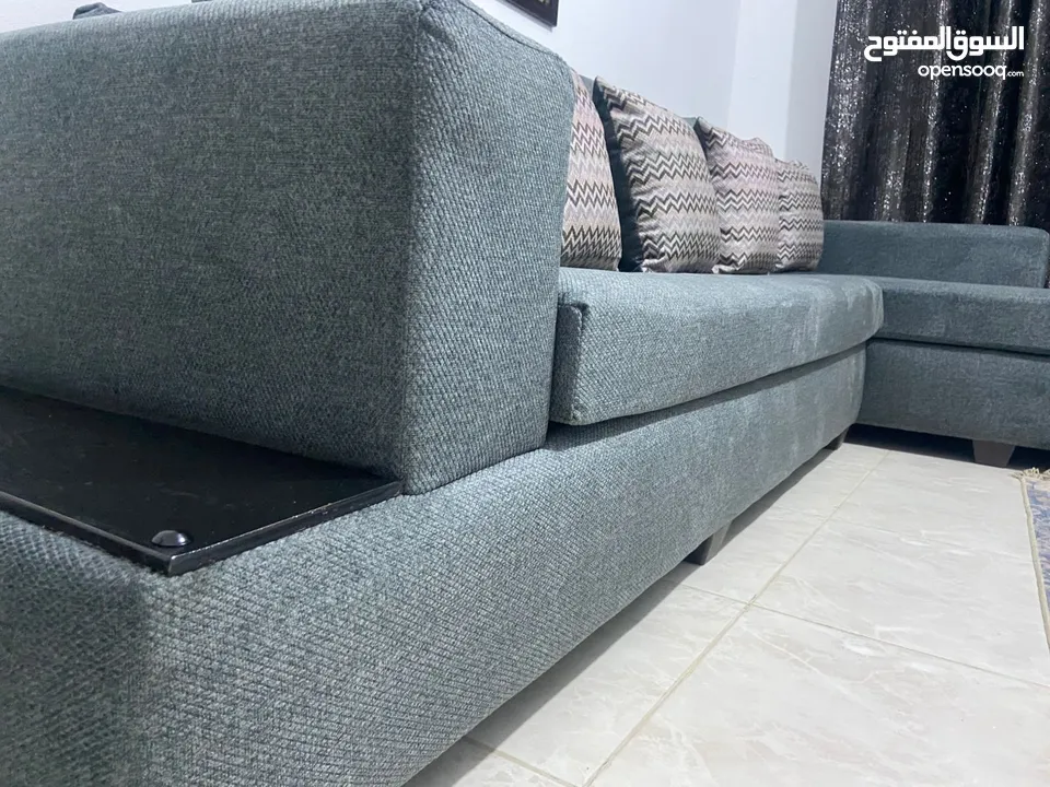 أطقم كنب وكورنرات خشب سويد ثقيل جدا اسفنج دانلوب والضهر هولو طبي الارضيات كوشوك متينه