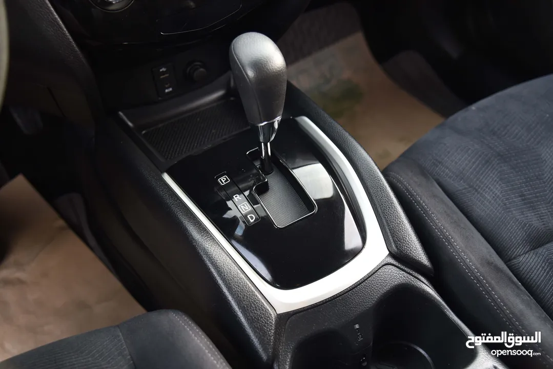 عرض العيد نيسان اكستريل بحالة الوكالة Nissan X-trail SV 2.5 2015