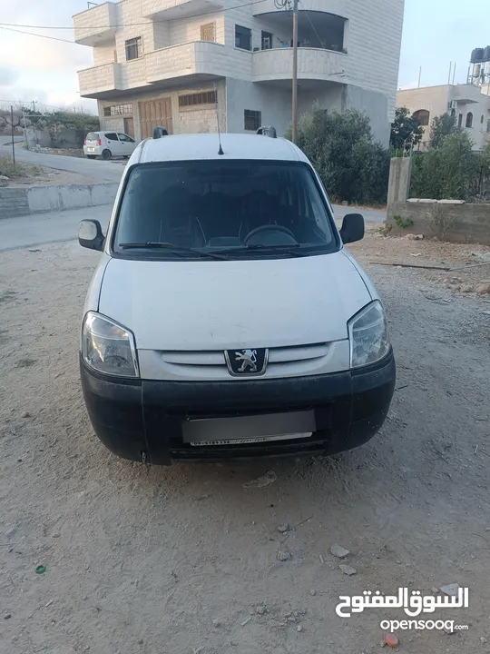 بيجو بارتنر 2011