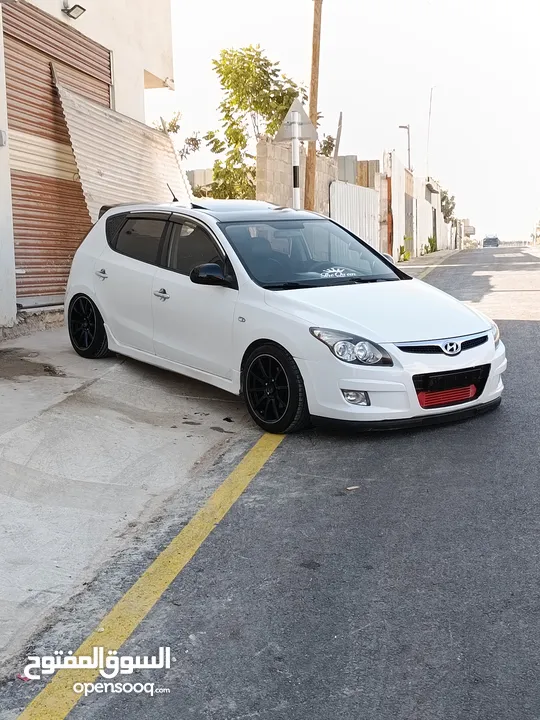 هونداي اي ثيرتي