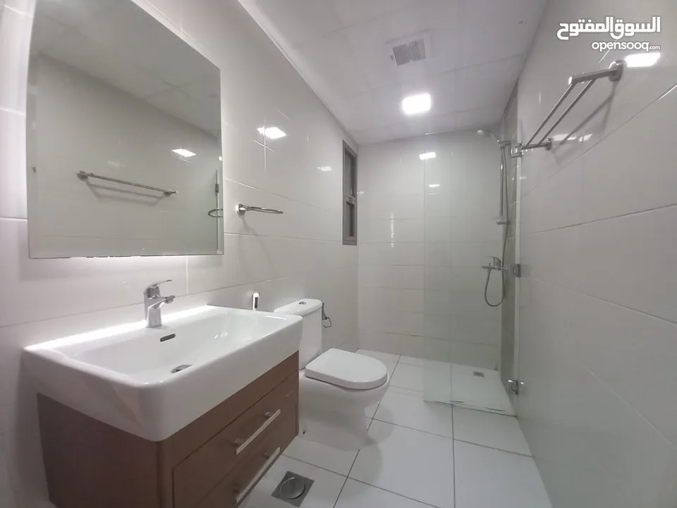 2 +1 BR Modern Flat in Qurum with Shared Pool & Gym