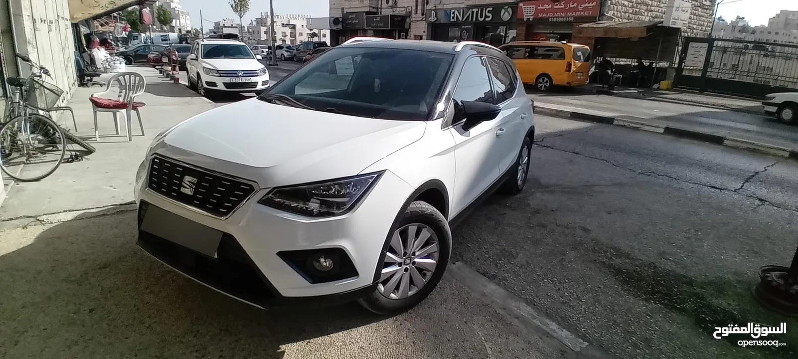 سيات ارونا 2020 فل اضافات ما عدا الفتحة