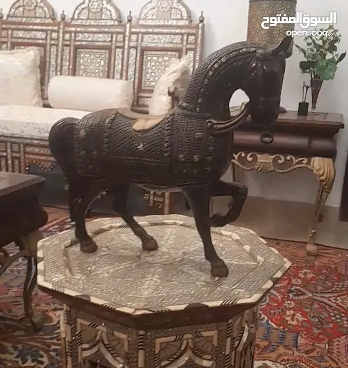 حصان فارسي  شغل يدوي نقش دقيق قديم جدا حجم كبير
