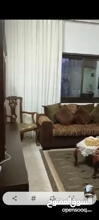 شقه. 162 م2 راقيه مطله وكاشفه قريبه من. المنتزه. ووسط البلد موقع حيوي