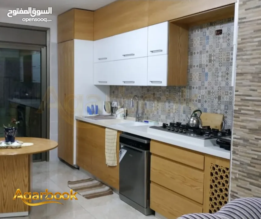 شقة للبيع البيرة – قرب وزارة الصحة