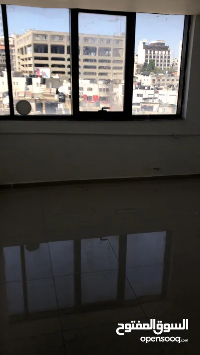 مكتبين جنب بعض 53 م و 61م