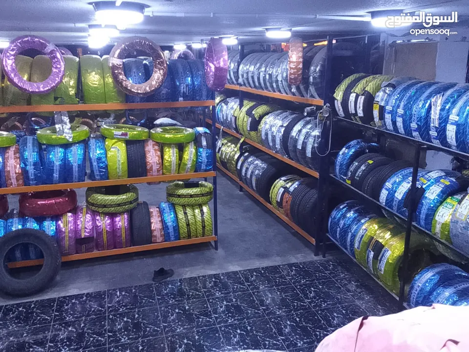 محل اطارات وبناشر وتبديل زيوت وكهرباء سيارات للبيع بداعي السفر  للتواصل والاستفسار
