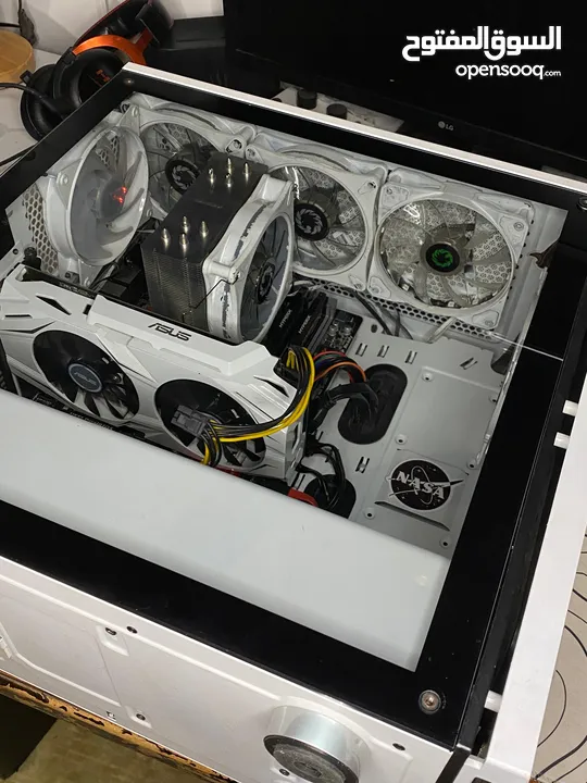 كمبيوتر ألعاب مكتبي – i5 / كرت GTX1060 6GB / رام 16GB / تخزين SSD+HDD / كيس CORSAIR RGB