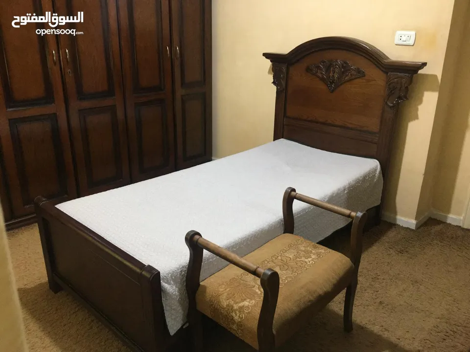 غرفة نوم للبيع