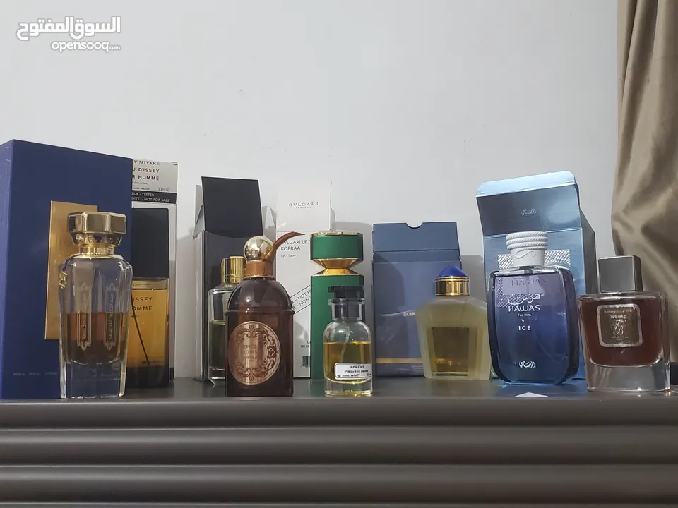 مجموعه عطور للبيع (الرجاء الاطلاع على جميع التفاصيل في الاعلان)