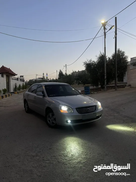 كيا لوتزي 2006 3 جيد لون سلفر ماتور 2000cc