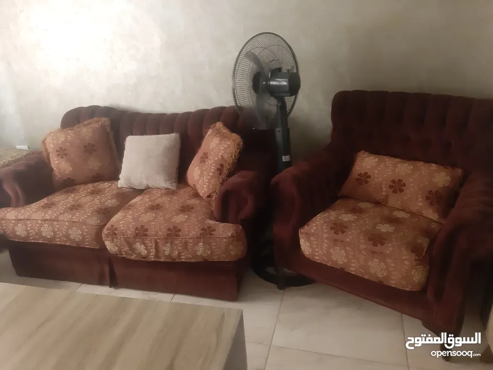 طقم كنب  للبيع مستعمل الزرقاء الجديدة جبل المغير