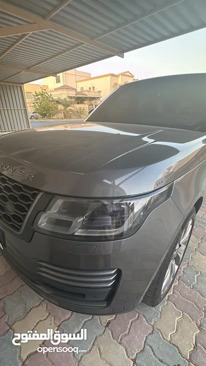 Range Rover voyage super charge V6 2018