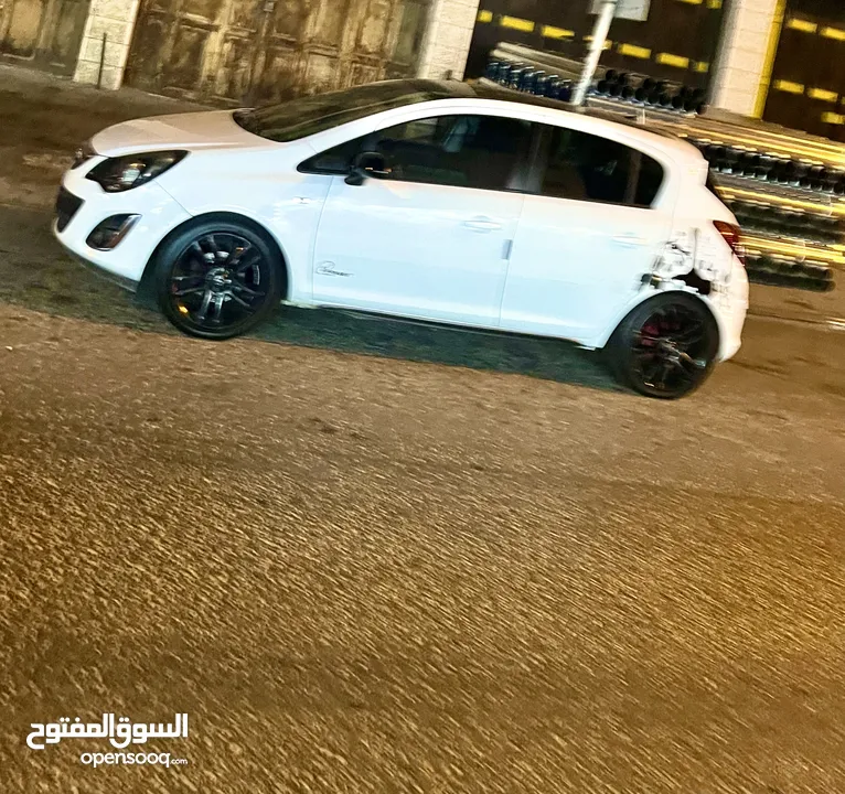 اوبل كورسا 2014  مميزة وفحص 100 ٪