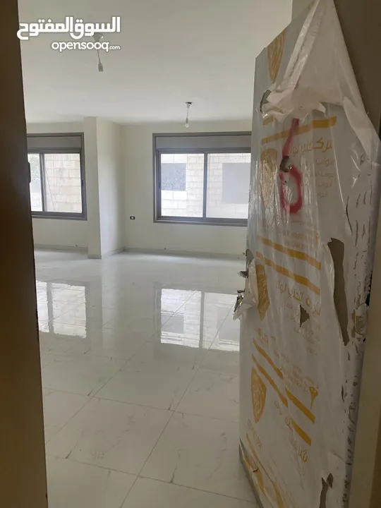 شقة عائلية  عمارة المجدل