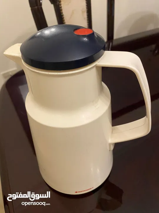 نثريات مختلفة للبيع بسعر رمزي