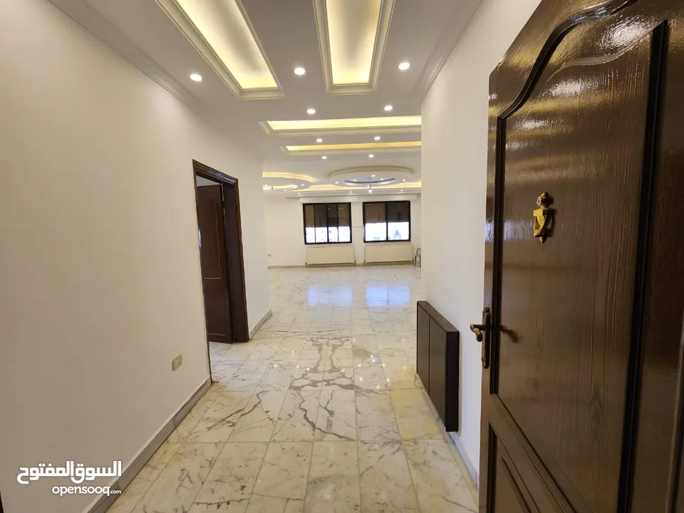 شقة للبيع في منطقة الشميساني - ref : 14417