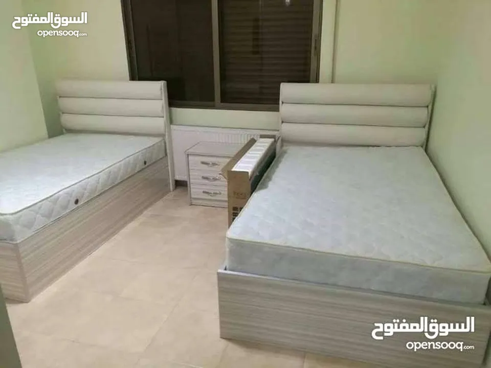 أسرة  تخوت