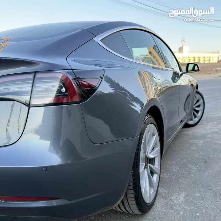 تيسلا 3 موديل 2020 long range لون فيراني دفع رباعي بحالة الوكاله السعر 17250