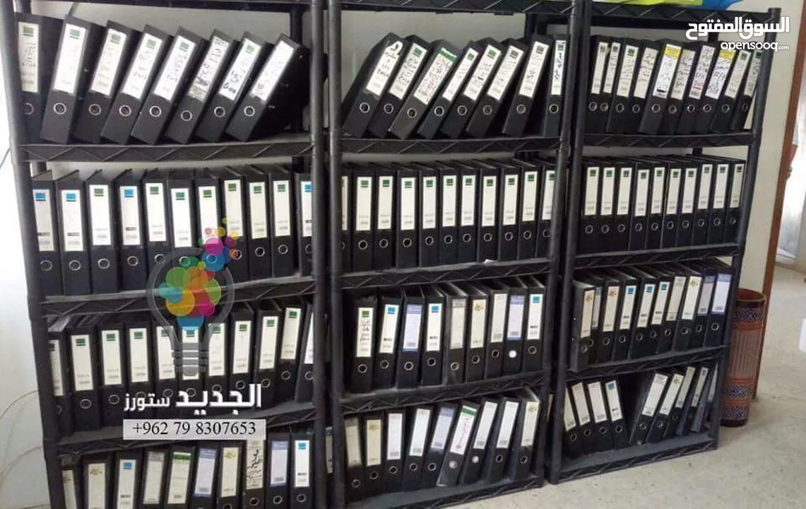 رفوف بلاستيك عملية واقتصادية كل رف بتحمل 100 كيلو