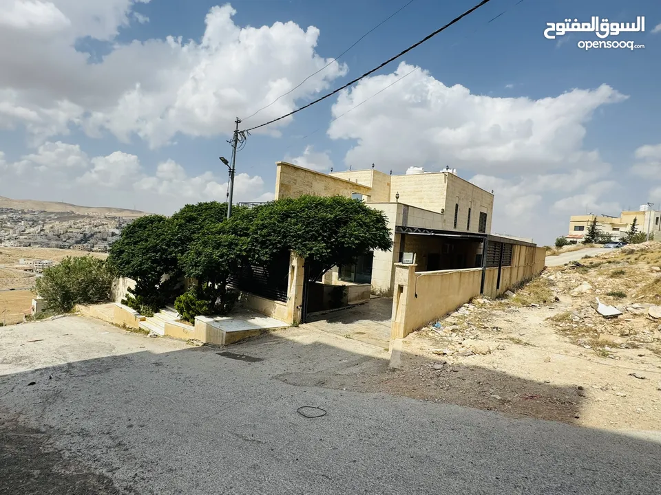 فيلا مميزه للبيع في ضاحية المدينة المنورة من المالك مباشره
