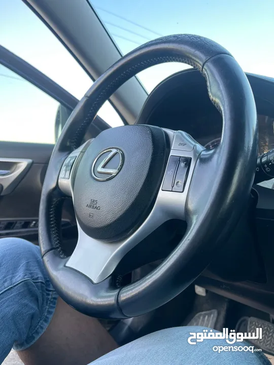 لكزس CT200 موديل 2012 فحص 3 جيد  وارد أوروبي   ممشى قليل 108 الف km