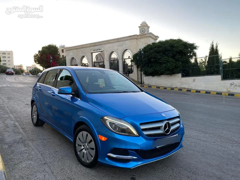 مرسيدس B class ماشيه 88 الف فقط بحاله الوكاله