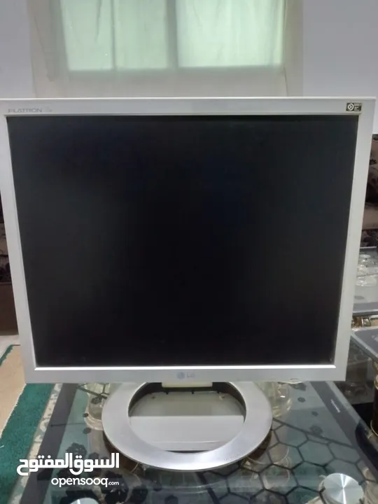 شاشة LGللكمبيوتر جوده عالي بسعر مغري