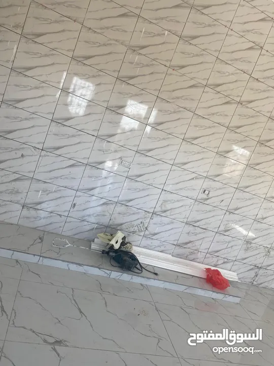 دار جاهزي واصل ماء وكهرباء سعر مغري بسبب السفر