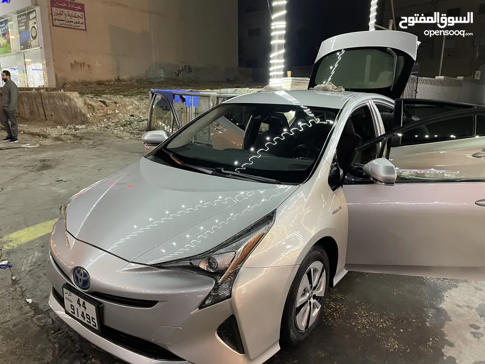 تويوتا بريوس -ليثيوم -Toyota Prius 2017 / 2017