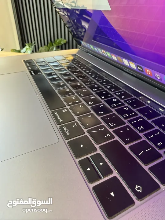 MacBook Pro 15.6”  موديل 2019 معالج i9  رام 16GB