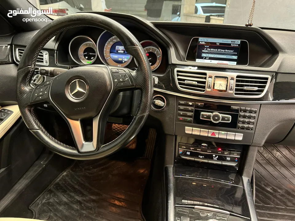 Mercedes Benz E200