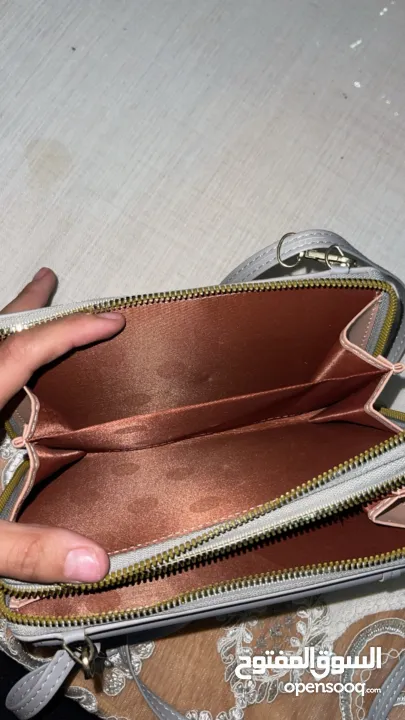 شنطة كتف رمادية