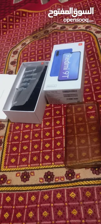 تلفون Realme  9T مساحه 128 رام 6 معاها الكرتونه والضمان البطاريه 6000مللي امبير. 18 فلت تدعم الشحن ا