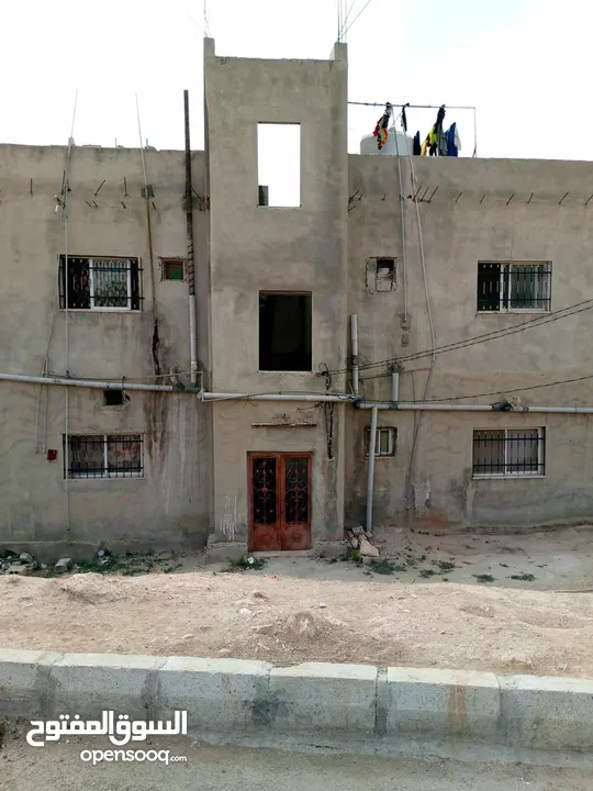 بيت للبيع مكون طابقين