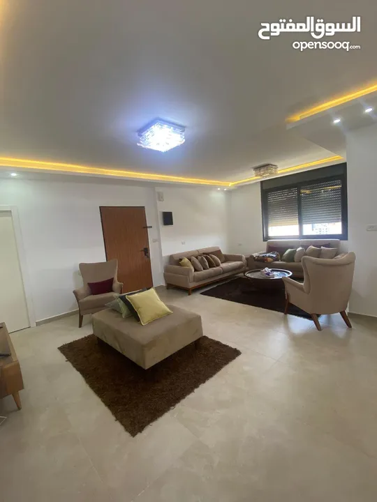 روف مفروش للبيع في الطيرة دوار نبيل عمرو مباشره دون وسيط