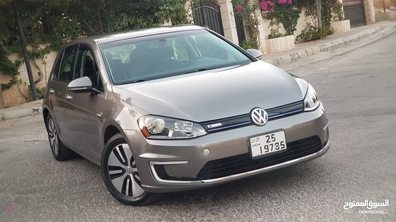 فولكسفاغن e-GOLF موديل 2016 بحال الوكالة