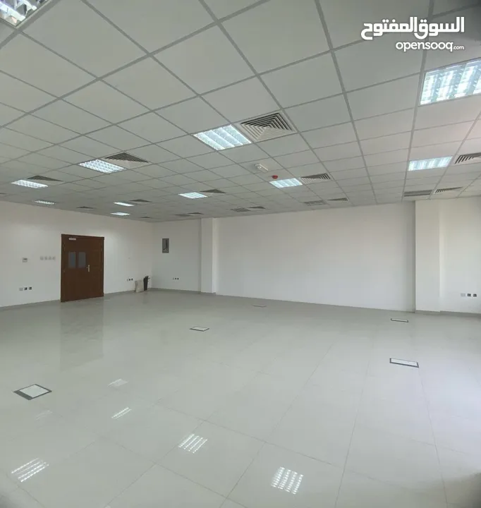 office space 240 SQM in bausher