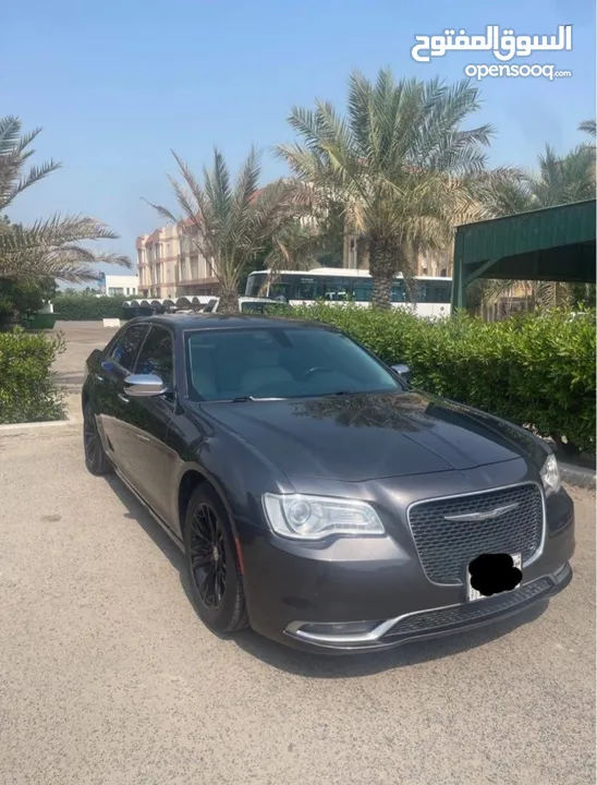 هيمي‎ كرايزلر V8 300C