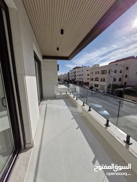 شقة طابق ثاني جديدة ،  مميزة ومطلة للبيع / مساحة (210 - 205 )m2 بأجمل مناطق ضاحية الامير راشد