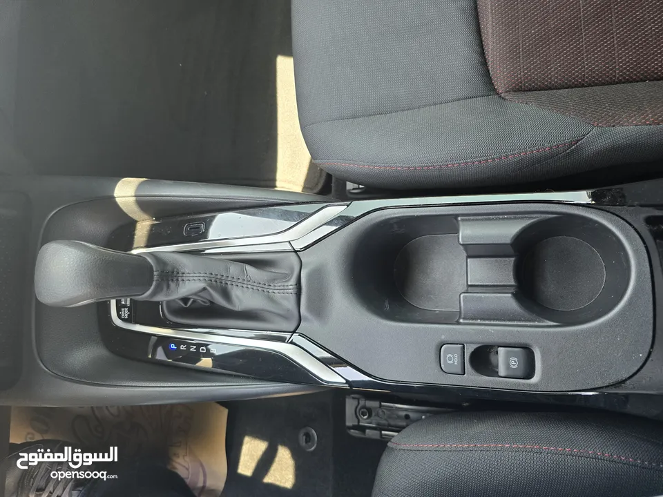 تويوتا كورولا 2025 SE Hybrid
