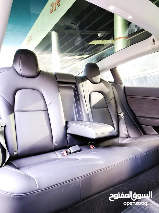 تيسلا 2023 MODEL 3 بدون ملاحظات فحص اوتوسكور ممشى 16 الف بحالة الوكالة لون مميز بسعر محرووووق ولقطة