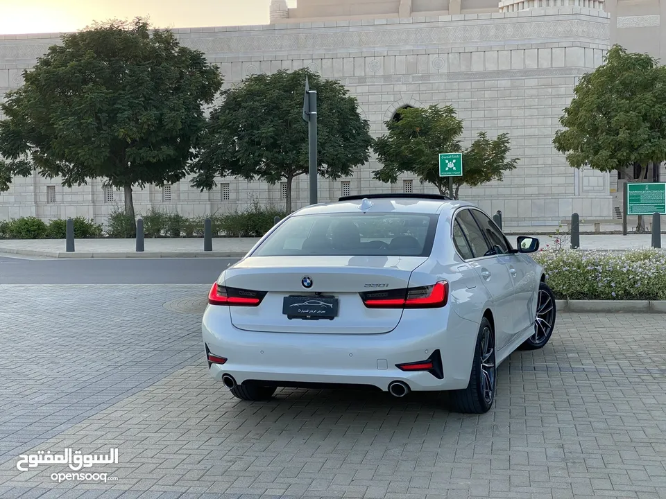 BMW 2019 330 i