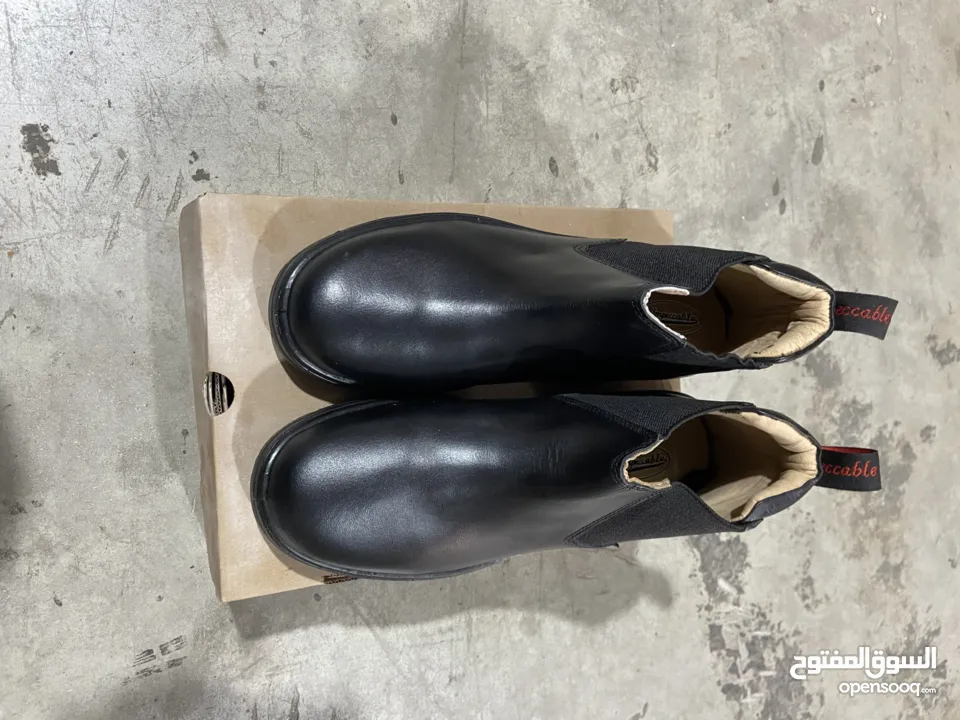 بسطار جلد ملس